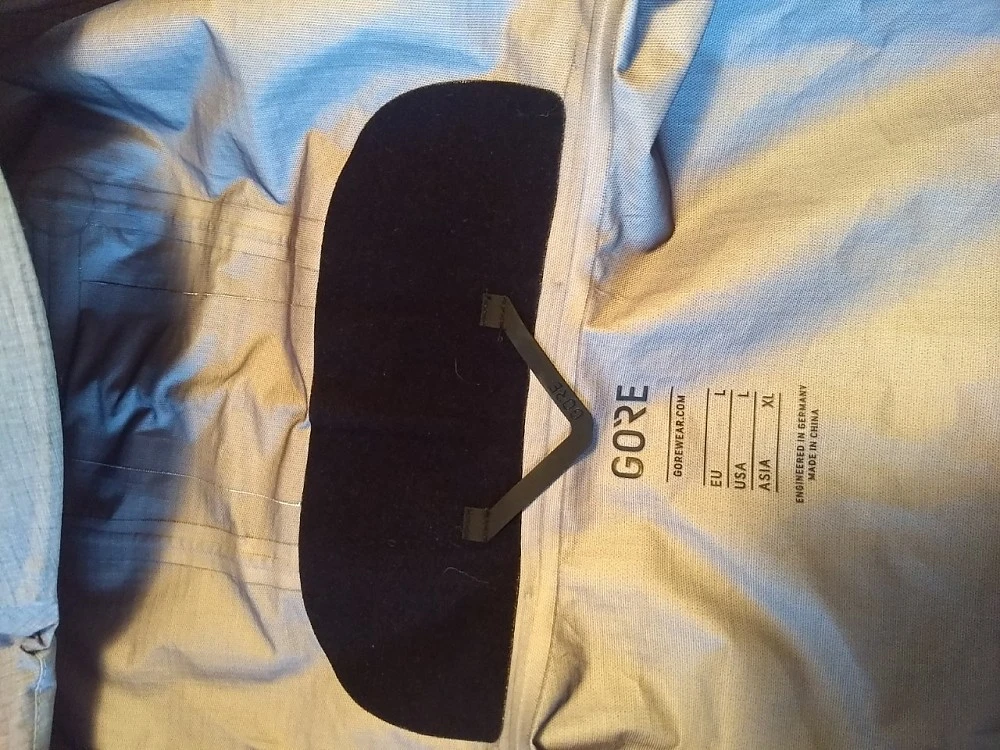 Gore H5 Gore-Tex Active Hooded Jacket - Image 12